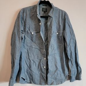 **BUY TWO GET 1 $10 ITEM FREE** J. Crew Chambray Men's Shirt Slim Sporting Goods